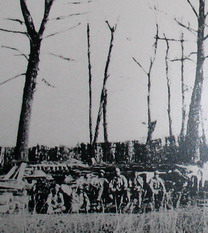 La Grande Guerre - 1917 Ferme du Luxembourg, Route Nationale 44, Cauroy les Hermonville, près Loivre - Reims